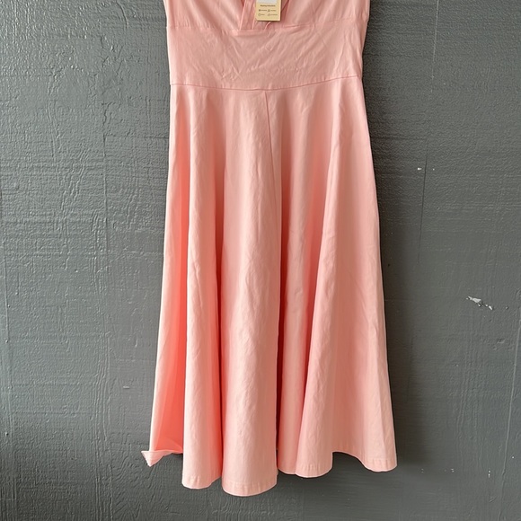 Gown town size small pink dress - stretchable - Picture 3 of 8
